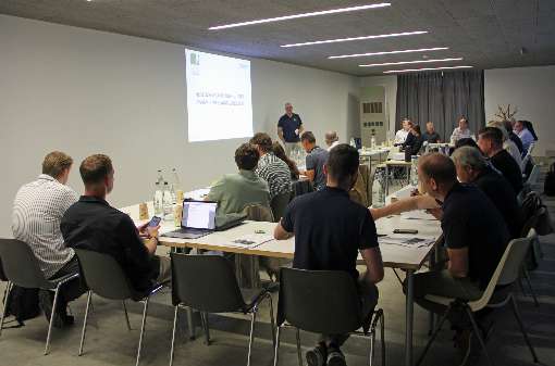 Image 2: Lectures were also on the agenda... Photo: ROSER AG/IFN  